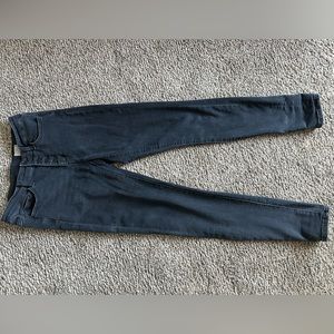 Bridge by Gly. Size 28.. Ankle jeans. Bought from The Buckle